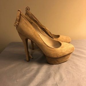 Zigi soho platform pumps sz 8